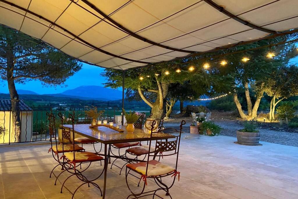 Roaix Le Clos Des Pins, Vue Mont Ventoux מראה חיצוני תמונה
